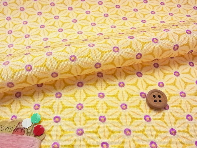 Silk Crape - ちりめん生地・麻の葉の万華鏡(からし色) 10cm単位 切り売り