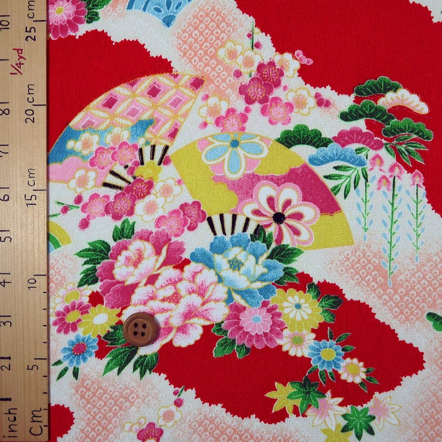 一越ちりめん かのこ雲に百花扇柄(赤) 10cm単位 切り売り