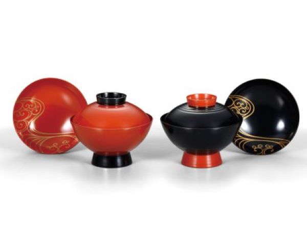 木製 越前漆器 夫婦椀 吸物椀 蓋付き 黒・朱 波紋 流水 漆塗り お椀 うるしぬり ペア椀 見返し付 結婚祝い 越前塗り 2客 桐箱入り【ギフト・内祝い・成人...