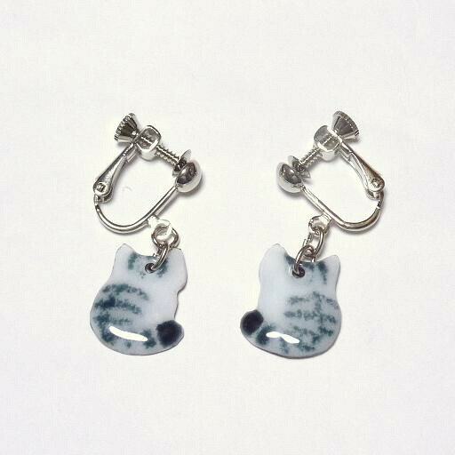 猫の七宝焼イヤリング