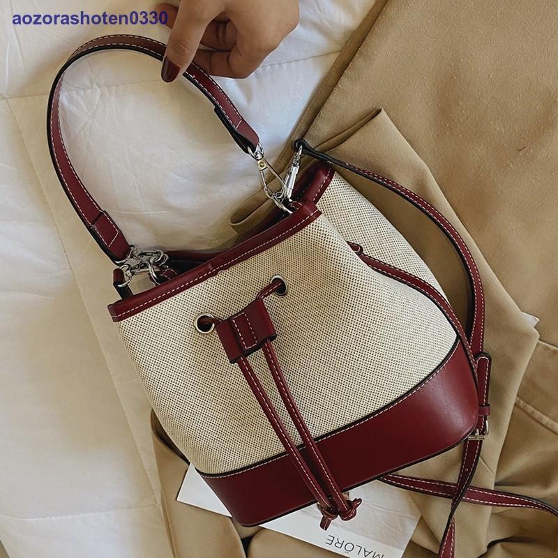 ショルダーバッグ レディース 斜めがけ 軽い おしゃれ カジュアル 2way 秋 冬 春 小さめ 軽量 黒 キャメル 赤 bag(4.0)