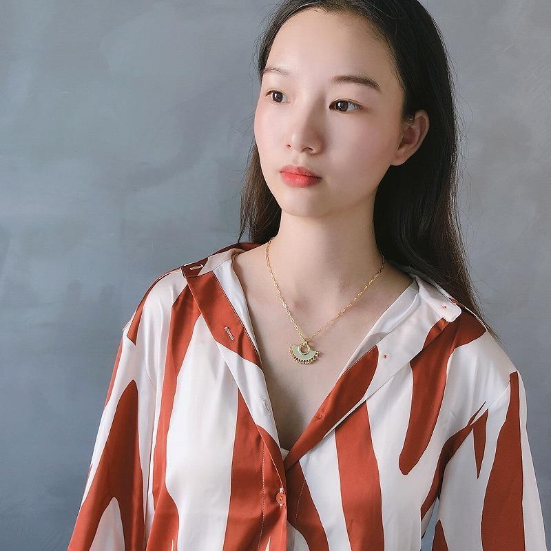 ペンダント ネックレス レディース 女性 女子 女の子 アクセサリー 首飾り 扇形 半円 あずきチェーン ファッション小物 服飾雑貨 ギフト プレゼン