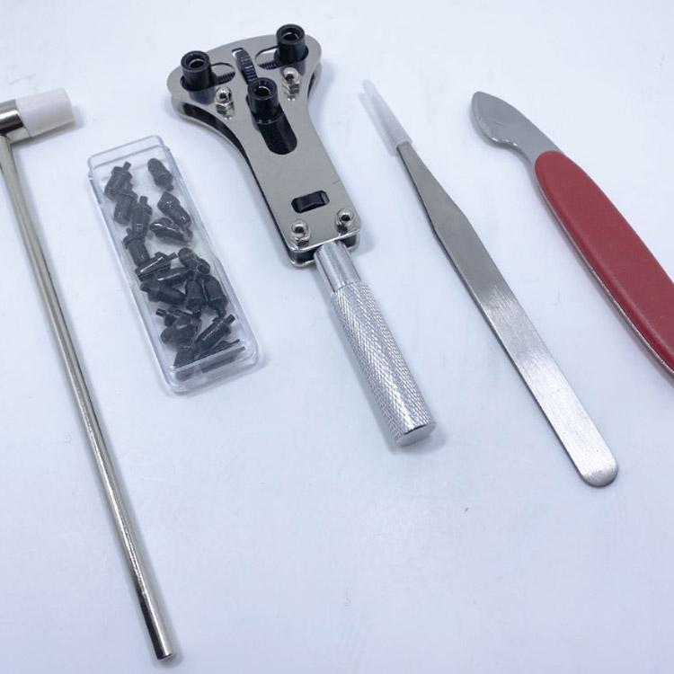 ニャンワークショップの【147点セット】 腕時計 工具 修理 セット キット 時計 工具セット 裏蓋開け バネ棒外し 精密ドライバー コマ 裏蓋 オープナー 電池交換 ベル｜アングル3