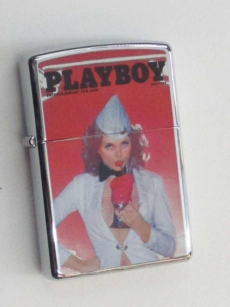 PLAYBOYジッポ PLAYBOY プレイボーイ 美女デザイン 表紙デザイン ポリッシュ Zippo 2005年6月製 未使用 (Z-300)