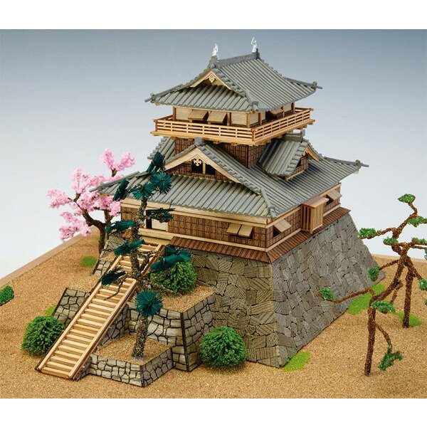 【送料無料】　木製建築模型　1/150　丸岡城