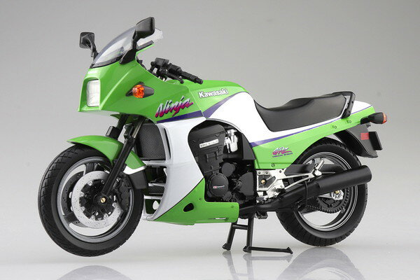 トイスタジアム2号店のスカイネット 1/12 完成品バイク KAWASAKI GPz900R ライムグリーン｜アングル3