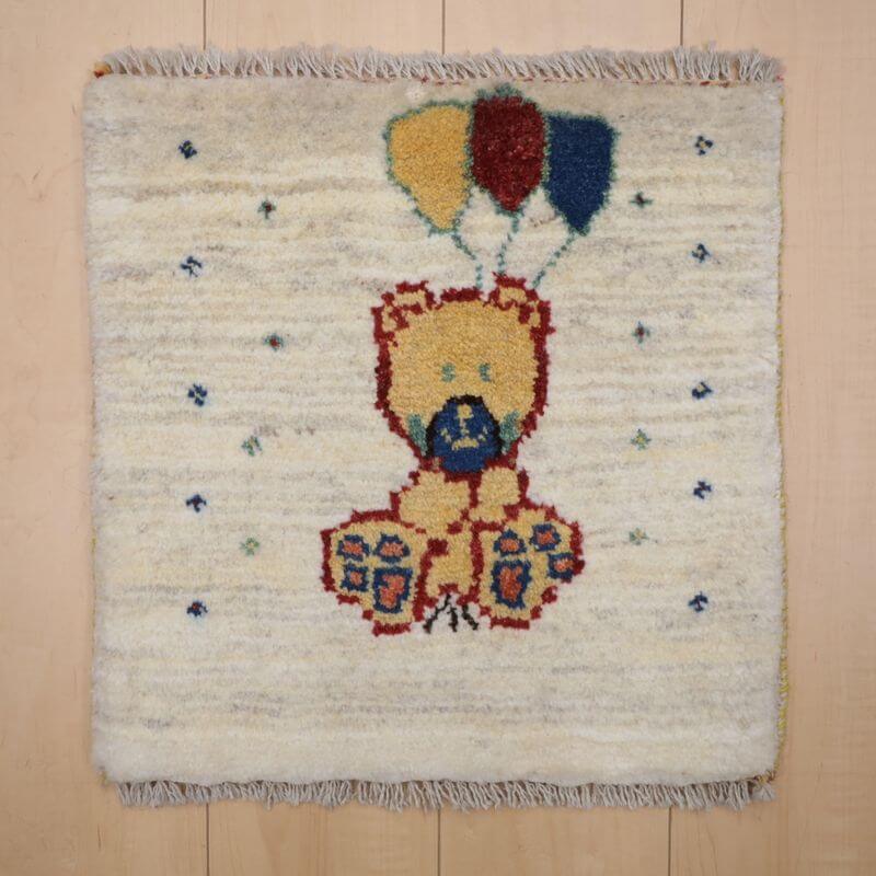 樂天商城 - ギャッベ イラン製 リビングサイズ 45×44cm 手織り 天然 ウール100% 長方形 草木染 おしゃれ かわいい モダン ナチュラル 北欧 ラグ 絨毯 マット ラグマット カーペット ギャベ 床暖房対応 ホットカーペット対応 （BP-13012）