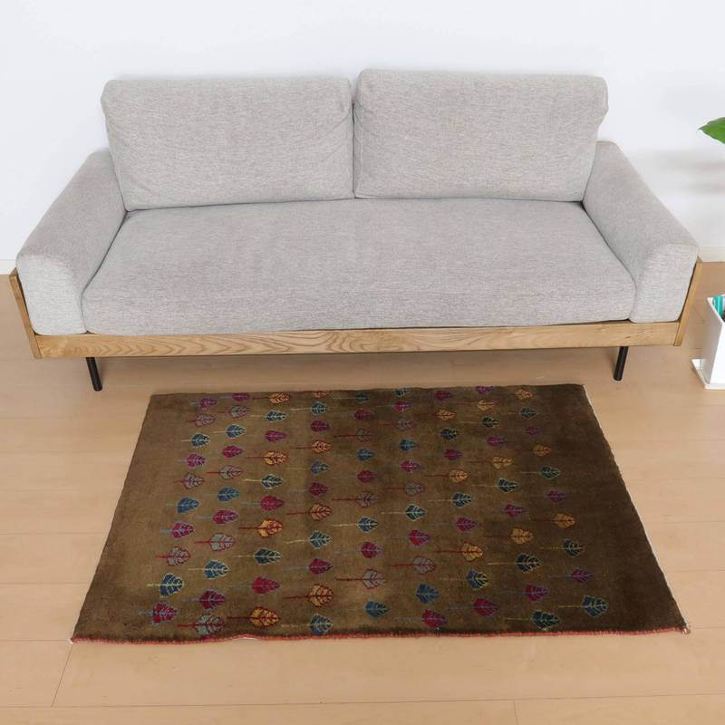 【10%OFFクーポン】ギャッベカシュクリ イラン製 132×87cm 手織り 天然 ウール100% 草木染　玄関マット モダン ナチュラル 北欧 ラグ 絨毯 マット ラグマット 屋内 室内 ギャベ 床暖房対応 ホットカーペット対応 （BS-10704）