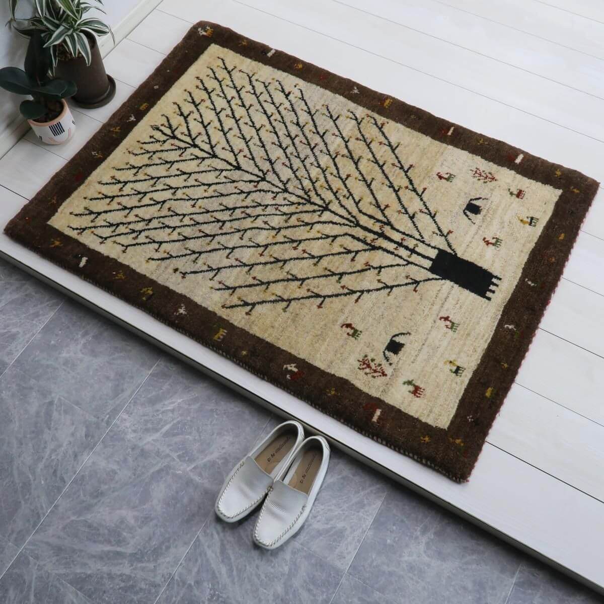 樂天商城 - ギャッベ イラン製 リビングサイズ 125×89cm 手織り 天然 ウール100% 長方形 草木染 モダン ナチュラル 北欧 ラグ 絨毯 マット ラグマット ギャベ 床暖房対応 ホットカーペット対応 （BS-11533）
