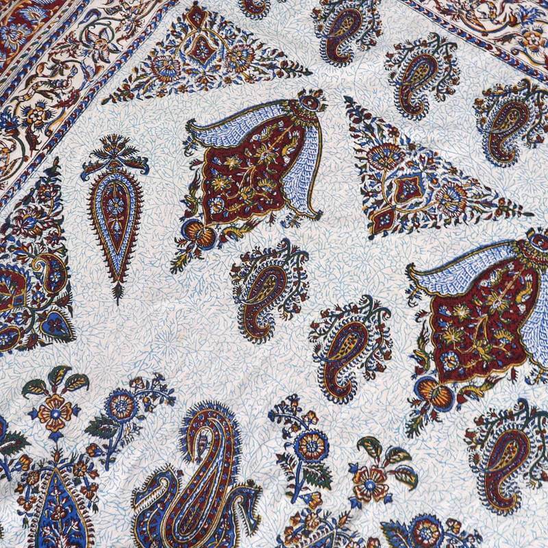 ペルシャ更紗 ガラムカール 240×160cm イラン産 綿100% 手染布 マルチカバー ソファーカバー ベッドカバー テーブルクロス アジアン エスニック オリエンタル柄 ベージュ 赤 ペイズリー (品番:GC-2416) [2]