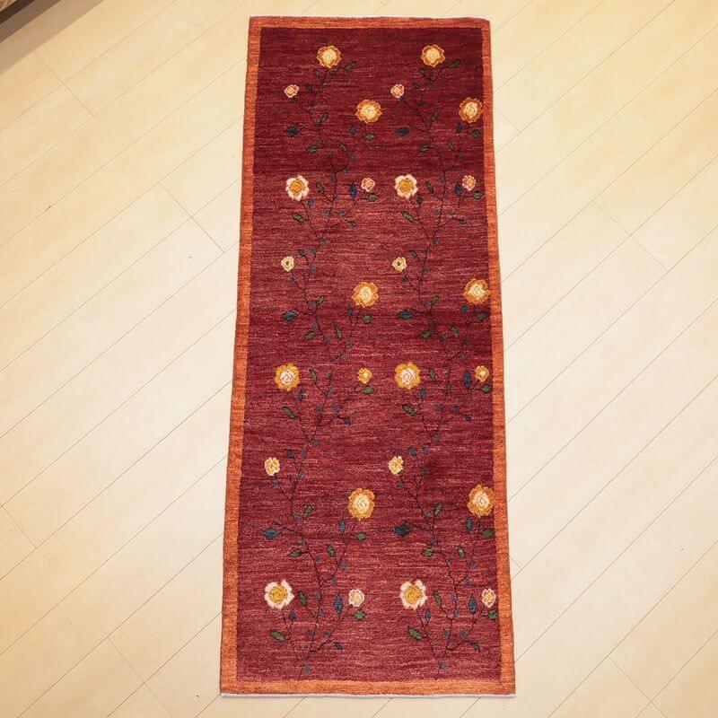 樂天商城 - ギャッベ イラン製 リビングサイズ 200×75cm 手織り 天然 ウール100% 長方形 草木染 おしゃれ かわいい モダン ナチュラル 北欧 ラグ 絨毯 マット ラグマット カーペット ギャベ 床暖房対応 ホットカーペット対応 （HR-13110）