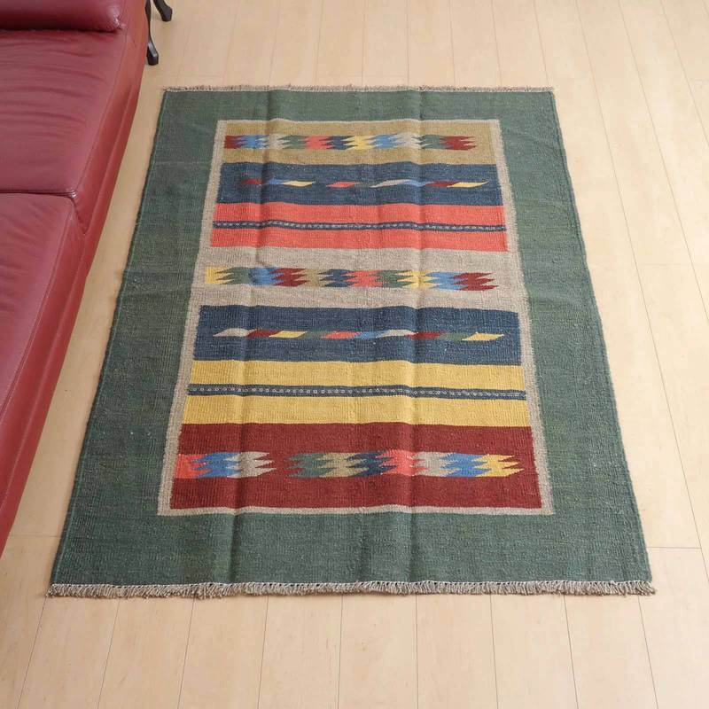 Plain - イラン・シラーズ産 キリム リビングサイズ 184×125cm 手織り ラグ ウール 100% 夏用 洗える ダイニング ベッドルーム ホットカーペット対応 床暖房対応 ラグマット 絨毯 キリム柄 kilim グリーン （品番:KL-391）