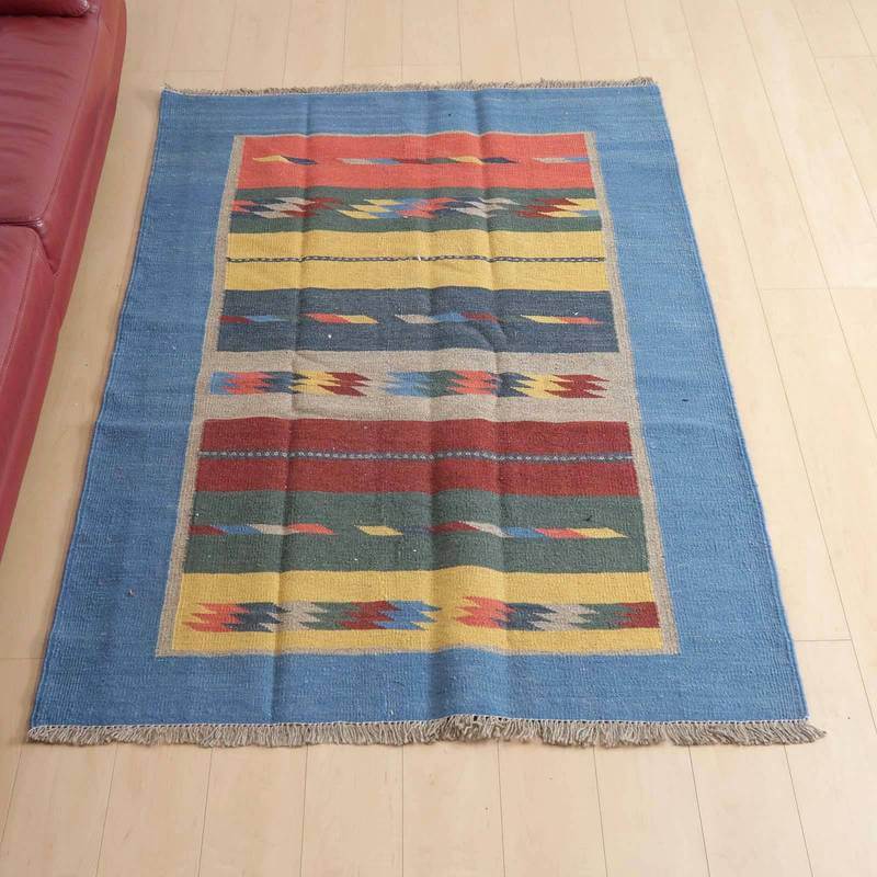 樂天商城 - イラン・シラーズ産 キリム リビングサイズ 185×126cm 手織り ラグ ウール 100% 夏用 洗える ダイニング ベッドルーム ホットカーペット対応 床暖房対応 ラグマット 絨毯 キリム柄 kilim ブルー （品番:KL-403）