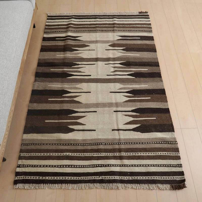 樂天商城 - イラン・シラーズ産 キリム リビングサイズ 203×133cm 手織り ラグ ウール 100% 夏用 洗える ダイニング ベッドルーム ホットカーペット対応 床暖房対応 ラグマット 絨毯 キリム柄 kilim （品番:KL-801）