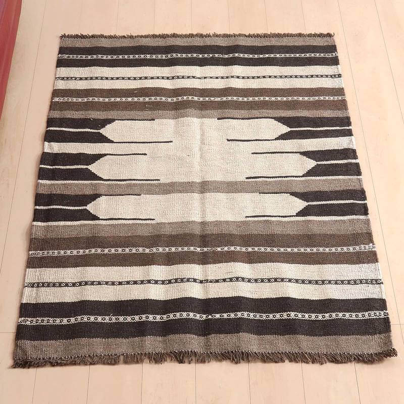 樂天商城 - イラン・シラーズ産 キリム アクセントサイズ 148×110cm 手織り ラグ ウール 100% 洗える リビング ダイニング ベッドルーム ホットカーペット対応 床暖房対応 ラグマット 絨毯 キリム柄 kilim ナチュラル （品番:KM-66330）
