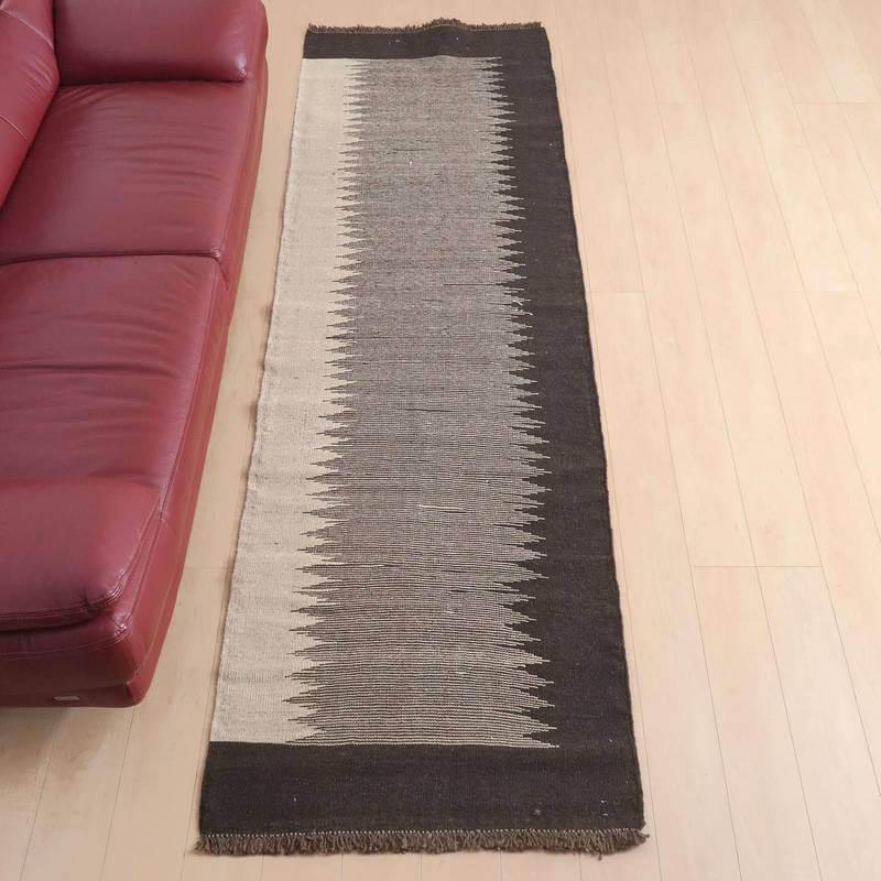Rakuten - イラン・シラーズ産 キリム 細長 ランナー 289×88cm 手織り ラグ ウール 100% 洗える キッチンマット 廊下敷 ベッドサイド ロングラグ ホットカーペット対応 床暖房対応 ラグマット 絨毯 キリム柄 kilim ブラウン （品番:KR-66261）