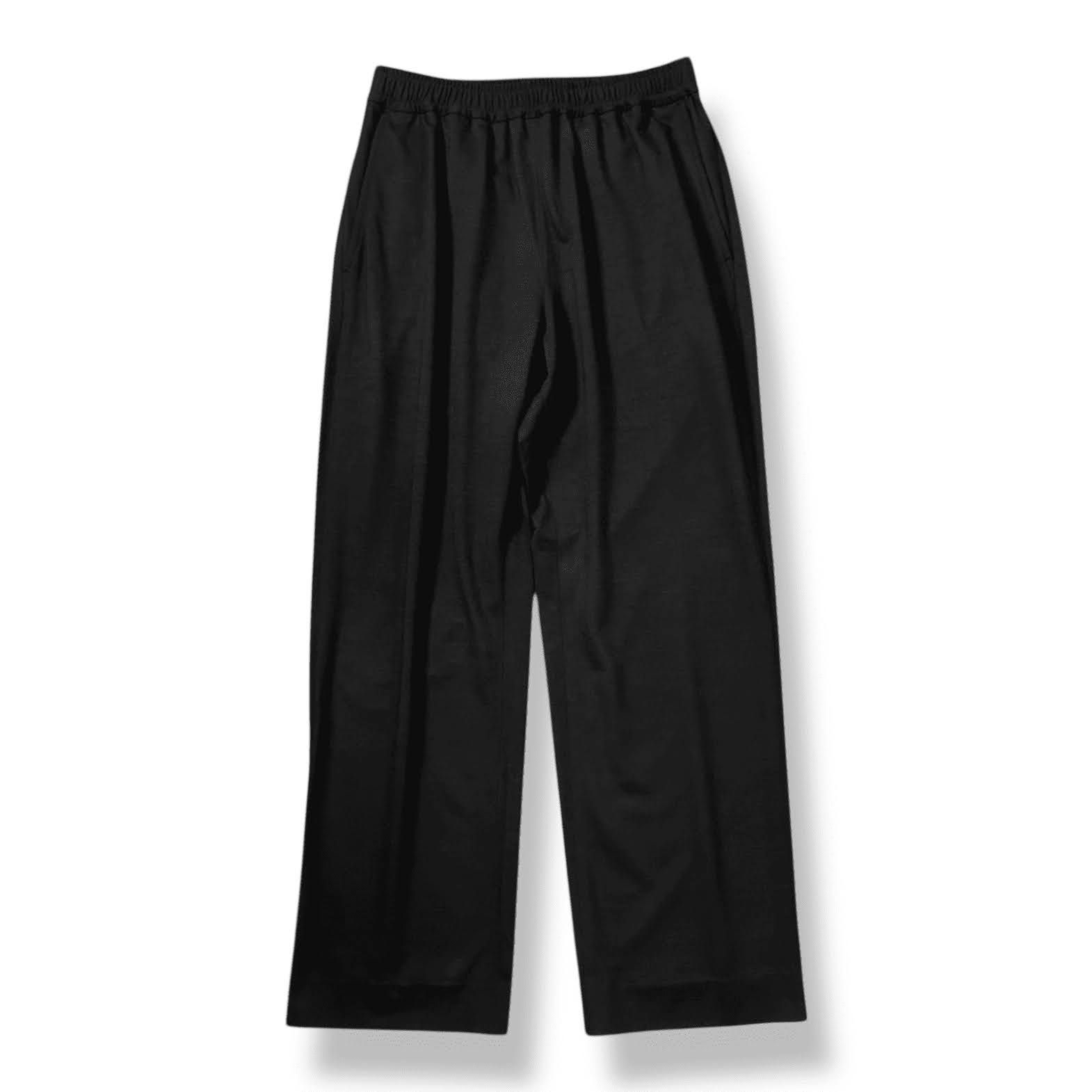 滑らかでさらりとした肌触り。デイリー使い可能なカシミア100%