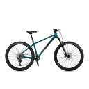 商品説明KOMODO29”MTB/AluminiumDRAGONで培われたジオメトリに6061トリプルバテッドを採用し、軽快さをプラスしたKOMODO。29x2.5タイヤに140mmストロークサスペンションを装備したKOMODO 29をラインナップ。オールマイティなKOMODOと攻める事が出来るKOMODO。楽しみ方でチョイスするのも面白いだろう。BOOST 148現在MTBでの一般的なリアエンド幅、142mmに、6mmをプラスして148mm幅としたのがBOOST148だ。これはリアハブのフランジ幅を広げてスポークの組み角度を大きくすることで、さらに剛性高く組まれたホイールが装備可能となる。さらには太いタイヤを履くクリアランスを設け、チェーンステーも短くできる。嬉しいのは、リアエンド幅は広がるが、クランクのQファクターは広がらないよう新デザインのクランクアームスパイダーを装備すること。変わらぬ走り心地で走りの質を変える新規格である。スペックModelKOMODO 29FrameTriple-butted 6061 aluminum, 1.5 - 1 1/8” tapered head tube, post mount disc brakes, 12x148mm thru-axle dropout internal dropper post routing, replaceable derailleur hangerForkRock Shox 35 Silver TK 29”, Solo Air compression,15x110mm axle, 140mm travelHeadsetFSA Orbit 1.5 Zero-Stack internal cup, 8mm cone spacerWheelsStan's No Tubes Flow D 29” rims, 15x110mm front & 12x148mm rear hubs, stainless spokesTiresVittoria Mazza 29 x 2.4” Front & Agarro 29 x 2.35” RearDerailleursShimano Deore, 12-speedShiftleversShimano Deore, 1x12-speedChainKMC X12, 12-speedCassetteShimano M6100, 12-speed, 10-51TCranksetRace Face Ride, 32TBB SetRace Face BSAPedalsN/ABrakesetShimano MT420 4-piston hydraulic disc, 180mm/160mm RT30 rotorsHandlebarRace Face Ride, 35 x 760mmStemRace Face Ride, 50mmGripsJamis Lock-OnSeat PostKS Rage Dropper, Southpaw remoteSaddleWTB VoltジオメトリーSIZE15inch17inch19inchA：SEAT TUBE381432470B：EFFECTIVE TT LENGTH597622648C：HEAD ANGLE65°65°65°D：SEAT ANGLE76°76°76°E：CHAIN STAY435435435F：WHEEL BASE119212191247G：FORK RAKE---H：BB DROP555555I：HEAD TUBE100110120J：STAND OVER744779805K：STACK627636646L：REACH440463487自転車を安全・快適にご使用いただくために●自転車を安全で快適にご使用いただくために、お近くの自転車店にて定期的な点検をしてください。●ご使用中に自転車の不具合を感じた時は、直ちに使用を中止し自転車店にご相談ください。●不具合の早期発見、事故を未然に防ぐためにも、乗車前に点検と確認を行ってください。※画像はサンプルです。掲載情報はモデル発表当時のものです。※仕様・外観・価格は、改良のため予告なく変更される場合がございます。※商品はお取り寄せのため、メーカー代理店の在庫状況によりご用意できない場合がございます。※お取り寄せ商品のため、不良品以外の返品・交換はお断りいたします。以上、予めご了承いただきますようお願いいたします。