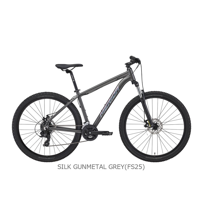 スポーツ自転車専門店オートリックのMERIDA メリダ 2026年モデル BIG.SEVEN 20-MD ビッグセブン20-MD 3x8s 27.5” MTB マウンテンバイク エントリーマウンテンバイク メカニカルディスク アルミフレーム 機械式ディスクブレーキ 初心者向け 街乗り オフロード兼用 安定感・走破性抜群 入門 クロスカントリー｜アングル2
