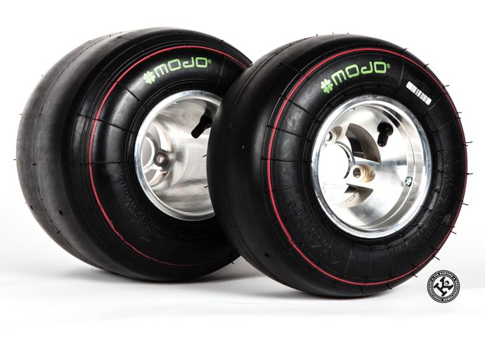 MOJO D2XX RACING KART DRY TYRE 1setモジョ レーシングカート ドライ用タイヤ D2XX 1台分