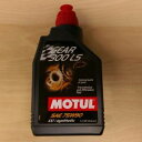 MOTUL GEAR 300 LS 75w90 1Lモチュール ギア300 LS 75w90 1L 105778マニュアル・トランスミッション/ディファレンシャ...
