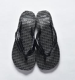 【送料込み】前田の健康サンダル 外履き 黒　脚と姿勢、気になるゆるみをサポートする健康サンダル