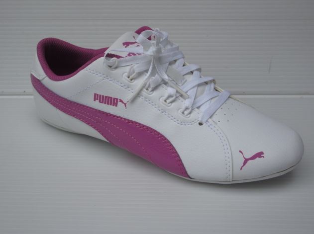 【送料無料】セール 現品限り 23.5cm PUMA プーマ ジャニーダンス2 Janine Dance 2 358782 ホワイト/フロックスピンク 婦人 レディース スニーカー トレーニングシューズ