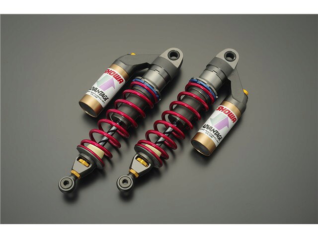 14mm LONG ±5mmメーカー : KAWASAKI適合車種Z-1/Z-2Type : RSリアサスペンション(削り出しイニシャルアジャスター）品番 : 621-K020-RSJANコード : 4580339963970チェーンケース側、要オフセット（改造必要）※ チェーンに接触する為在庫状況について当店では複数店舗で同時販売を行っているため、ご注文いただいた時点で他店が先に完売し、在庫切れとなる場合がございます。今後の入荷予定を確認し、入荷が困難と判断した場合は、誠に勝手ながらご注文をキャンセルさせていただくことがございます。在庫管理について出来る限りリアルタイム更新を心がけておりますが、実際の在庫が反映されないことがございます。万が一、欠品となった場合はご容赦いただけますようお願いいたします。価格変動についてメーカーの価格は常に変動しているため、ご注文後に価格変更が判明した場合は、改めてご連絡させていただくことがございます。商品情報について商品ページ作成時には細心の注意を払っておりますが、稀に商品説明や価格に誤記がある場合がございます。誤記が確認された場合は、ご購入後であってもご連絡の上、やむを得ずご注文をキャンセルさせていただくことがございます。予めご了承ください。メーカー取り寄せ商品について商品ページタイトルに「在庫あり」と記載がない商品は、すべてメーカー取り寄せ品です。在庫があれば、ご注文から約1週間以内に発送いたします。メーカー欠品・販売中止時の対応メーカー欠品や販売中止、仕様変更等により、ご用意できない場合もございます。その際はご注文をご連絡の上、キャンセルまたは内容変更にて対応させいただきます。また、欠品が長期化する場合は、納期につきまして事前にお問い合わせの上、ご案内いたします。