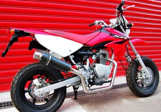 【抽選で最大100％ポイントバック】BEAMS ビームス マフラー フルエキゾースト SS300カーボン XR100 HD14 B117-08-000
