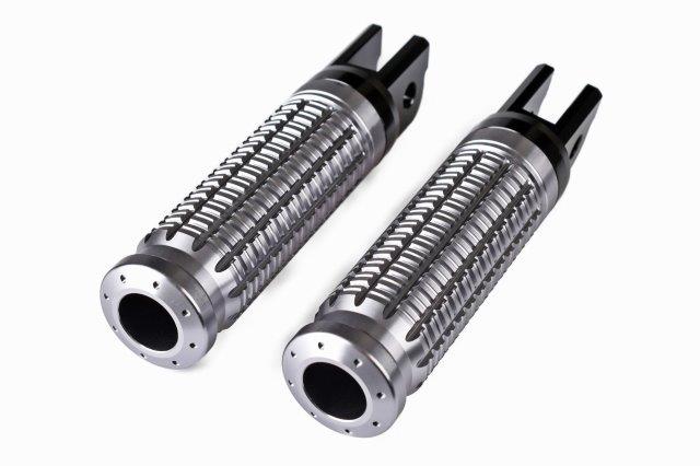 【抽選で最大100％ポイントバック】SPEEDRA スピードラ アルミ削り出し フットペグ AHDFP01TM ハーレーダビッドソンRH1250S スポーツスターSFXBRS ソフテイルブレイクアウト114FXS