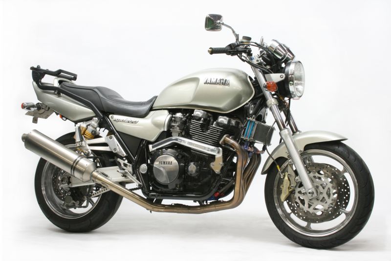 【抽選で最大100％ポイントバック】ACTIVE アクティブ (受注発注品)サブフレーム マットBLK XJR1200 -97/1300 -15 1113018B