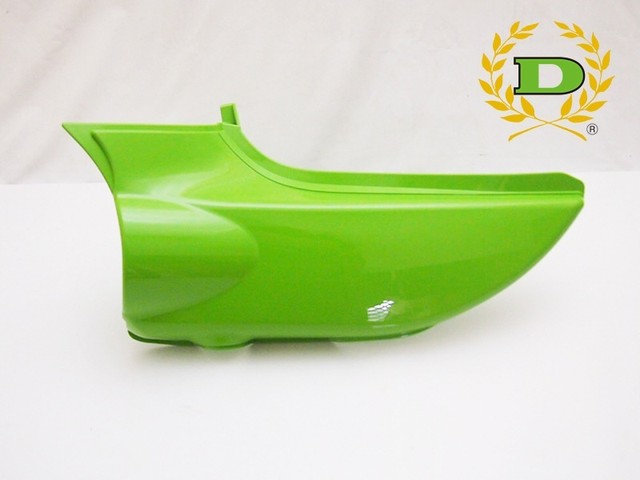 Z900RS CAFE Z1タイプサイドカバー 左(2018-19ヴィンテージライムグリーン) ドレミコレクション 35408