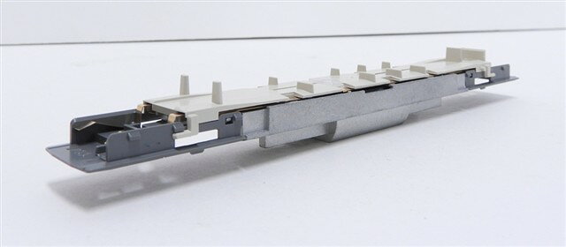 ASSYパーツ N 気動車KATO カトー Nゲージ キハ52一般/首都圏動力ユニット 6041-1ZB■ 取扱い・販売に関する注意一部商品でネット限定商品や、当ショップで取り扱いできない商品が掲載される場合があります。その場合は キャンセル処理とさせていただきます。■ キャンセル・返品・交換について受注生産品でメーカーに正式発注後はキャンセル不可。ご注文確定後のキャンセル・返品・交換はできません。納期遅延を理由としたキャンセルも不可。メーカー完売・廃番の場合のみ、当店よりご連絡の上キャンセルとなります。■ 在庫・納期についてご注文後に在庫確認を行い、結果をご連絡いたします。（お時間をいただく場合あり）タイトルに「在庫有り」と記載がない商品は 取り寄せ商品です。メーカー在庫あり：3〜5日程度で発送メーカー欠品時：6か月程度かかる場合あり■ 出荷・検品についてメーカーで出荷前に開封・検品を行う場合があります。その際、一度テープを切って発送する場合がありますが、これを理由にした返品・交換は不可です。テープ状態確認のご要望には対応できません。■ その他掲載画像はイメージです。実物と異なる場合があります。