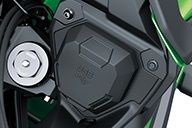 KAWASAKI カワサキ純正 VERSYS 650 24 USB電源ソケット 99994-1840