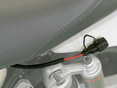 �߸�ͭ�� DAYTONA �ǥ��ȥ� �Х����� �Хåƥ꡼���Ŵ� �佤��(95027/71199/68586��) �ɿХ���å��դ��������� 71637