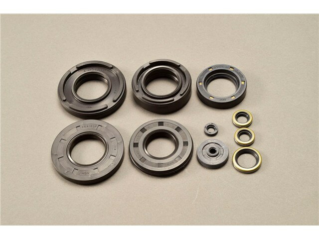 M-TEC中京 エムテック中京 クランクシールキット(10PC) H2/750SS MACH-E005