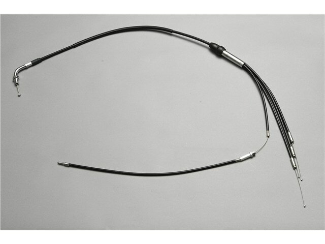 H2/750SS スロットルワイヤー ショート101cm '72-'73 適合車種 H2/750SS系 [H2/750SS '72-'73]適合車種H2750SS系 [H2750SS '72-'73]商品によっては [PDF] 図面や [YouTube] 動画等の手順がある場合があります。必ずメーカー公式サイトをご確認ください。サイズや種類の選択欄が表示されない場合があります。その際は ご注文前にお問い合わせください。■ 取付に関する重要なご案内（必ずお読みください）本製品の取付は、車両本体のメーカー発行サービスマニュアルを基本として、確かな知識と技術を持ったサービス工場（認定工場）にてプロのメカニックにより行ってください。近年エンドユーザー様がご自身で取り付けを行おうとし、きちんと取り付けられなかったり、または付近の部品が社外部品に交換されていることに気づかず、これが原因で取り付けられない事案が発生しています。適正な環境や工具が揃わないために、怪我や他部品の故障などが発生する可能性も大いにあります。取り付けに関してお問合せをいただいても、各車両により状態が違うため（改造の有無もある）お答えできない場合があります。取り付けはご自身で行わず、必ずプロショップにて行なってください。■ 取扱い・販売に関する注意一部商品は エムテック中京社のネット限定商品や、当ショップで取り扱いできない商品が掲載される場合があります。その場合は キャンセル処理とさせていただきます。■ キャンセル・返品・交換について受注生産品でメーカーに正式発注後はキャンセル不可。ご注文確定後のキャンセル・返品・交換はできません。納期遅延を理由としたキャンセルも不可。メーカー完売・廃番の場合のみ、当店よりご連絡の上キャンセルとなります。■ 在庫・納期についてご注文後に在庫確認を行い、結果をご連絡いたします。（お時間をいただく場合あり）タイトルに「在庫有り」と記載がない商品は 取り寄せ商品です。メーカー在庫あり：3〜5日程度で発送メーカー欠品時：2〜3か月程度かかる場合あり■ 出荷・検品についてメーカーで出荷前に開封・検品を行う場合があります。その際、一度テープを切って発送する場合がありますが、これを理由にした返品・交換は不可です。テープ状態確認のご要望には対応できません。■ その他掲載画像はイメージです。実物と異なる場合があります。