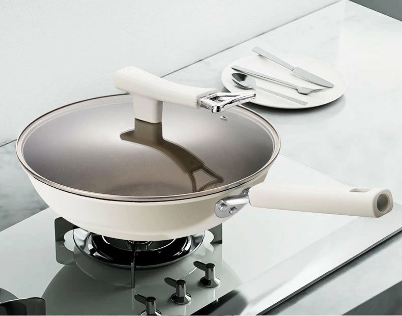 樂天商城 - チタン鍋 32cm 30cm 軽量 高熱効率 煙なし 熱ムラなし お手入れ簡単 深型 洗いやすい 炒め鍋 焦げ付きにくい いため鍋 小型バルブ付き