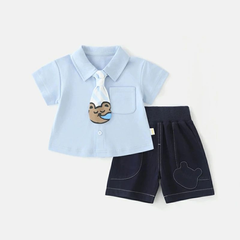 商品説明 商品内容 ベビー服 キーワード 韓国風ベビー上下 2 点セット ネクタイ付き半袖シャツ＋5 分丈パンツ A クラス綿 95% 通気柔らか肌に優しい 73/80/90/100/140cm 男の子向け夏用子供服 水色・紺 2 色展開 動物刺繍入り 誕生日プレゼント 詳細情報 素材：綿 生産国 中国 注意書き ※商品写真は、できる限り現品を再現するように画像処理などの補正を行っておりますが、ご利用のモニターや環境により差異が生じます。予めご了承ください。 ※生地の特性上、多少ニオイがある場合がございますが、日陰干しで数日干していただくか、あるいは数回ご使用していただく間に、 ニオイは気にならなくなります。 ※上記の数値は、実測によるものです。多少の誤差はご容赦ください。 ※仕様は予告なく変更される場合があります。（ご使用に差し支えない程度） 注意事項 ・お客様が通常と同じお買い物ステップで安心して海外の商品を購入できるよう、楽天市場から指定を受けた委託先である（株）コマースロボティクスが、当店の店舗運営業務を行います。 ・当店でご購入された商品は、原則として、「個人輸入」としての取り扱いになり、全て中国からお客様のもとへ直送されます。 ・個人輸入される商品は、全てご注文者自身の「個人使用・個人消費（日本に居住する者に寄贈される物で、当該寄贈を受ける者の個人的な使用に供される場合を含みます。）」が前提となります。第三者への譲渡・転売が法令で禁止されるもの（医薬品、医薬部外品、化粧品等を含みますが、これに限られません。）もございますのでご注意下さい。 ・通関時に関税・輸入消費税が課税される可能性があります。課税額はご注文時には確定しておらず、通関時に確定しますので、商品の受け取り時に着払いでお支払いください。詳細はこちらご確認下さい。 ・色がある場合、モニターの発色の具合によって実際のものと色が異なる場合がある。 ・ご注文後、10営業日以内に配送手続きをいたします。配送作業完了後、4〜7日程度でのお届けとなります。（商品によって納期が異なりますので、詳細は店舗までお問い合わせください。）商品説明 商品内容 ベビー服 キーワード 韓国風ベビー上下 2 点セット ネクタイ付き半袖シャツ＋5 分丈パンツ A クラス綿 95% 通気柔らか肌に優しい 73/80/90/100/140cm 男の子向け夏用子供服 水色・紺 2 色展開 動物刺繍入り 誕生日プレゼント 詳細情報 素材：綿 生産国 中国 注意書き ※商品写真は、できる限り現品を再現するように画像処理などの補正を行っておりますが、ご利用のモニターや環境により差異が生じます。予めご了承ください。 ※生地の特性上、多少ニオイがある場合がございますが、日陰干しで数日干していただくか、あるいは数回ご使用していただく間に、 ニオイは気にならなくなります。 ※上記の数値は、実測によるものです。多少の誤差はご容赦ください。 ※仕様は予告なく変更される場合があります。（ご使用に差し支えない程度） 注意事項 ・お客様が通常と同じお買い物ステップで安心して海外の商品を購入できるよう、楽天市場から指定を受けた委託先である（株）コマースロボティクスが、当店の店舗運営業務を行います。 ・当店でご購入された商品は、原則として、「個人輸入」としての取り扱いになり、全て中国からお客様のもとへ直送されます。 ・個人輸入される商品は、全てご注文者自身の「個人使用・個人消費（日本に居住する者に寄贈される物で、当該寄贈を受ける者の個人的な使用に供される場合を含みます。）」が前提となります。第三者への譲渡・転売が法令で禁止されるもの（医薬品、医薬部外品、化粧品等を含みますが、これに限られません。）もございますのでご注意下さい。 ・通関時に関税・輸入消費税が課税される可能性があります。課税額はご注文時には確定しておらず、通関時に確定しますので、商品の受け取り時に着払いでお支払いください。詳細はこちらご確認下さい。 ・色がある場合、モニターの発色の具合によって実際のものと色が異なる場合がある。 ・ご注文後、10営業日以内に配送手続きをいたします。配送作業完了後、4〜7日程度でのお届けとなります。（商品によって納期が異なりますので、詳細は店舗までお問い合わせください。）
