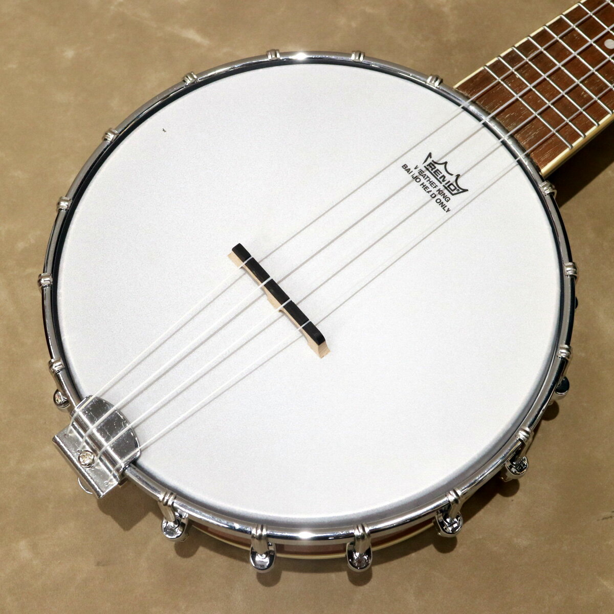 【アウトレット】Ohana TK-120BUC(G) Banjolele - Closed Back Series