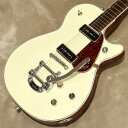 Electromatic Jetは、無駄を一切排除した、完璧でピュア、そしてパワフルなGretschギターです。 大胆でダイナミック、そして明瞭なグレッチ本来のサウンド、洗練されたスタイリング、そして快適な演奏性を備えた、ワンランク上の楽器を求めるプレイヤーに最適な楽器です。 G5210T-P90 Electromatic Jet Two 90 Single-Cut with Bigsbyは、Jetのパワーと機能性をそのままに、お求めやすい驚くべき価格でご提供します。 チェンバードマホガニーボディにメイプルトップを備え、パワフルなクラシックJetサウンドを提供します。 ギグバッグが付属します。 ※主な特徴 ●力強いサウンドと優れた音響バランスを実現するメイプルトップのチェンバードマホガニーボディ ●低めにセッティングされたThin “U”マホガニーネック ●12インチラジアスローレル指板、22本のミディアムジャンボフレットとパーロイドNeo-Classic サムネイルインレイ ●新開発のP-90E Single-Coilピックアップを搭載 ●トレブルブリード回路付きマスターボリューム、マスタートーン、各ピックアップのボリュームコントロール ●Bigsby B50 Vibratoテイルピース ●固定式Adjusto-Maticブリッジ ●ニッケルハードウェア -Specifications- ■Body Material: Chambered Mahogany Body with Arched Maple Top ■Body Shape: Jet ■Body Finish: Gloss ■Neck Material: Mahogany ■Neck Shape: Thin "U" ■Neck Finish: Gloss ■Fingerboard Material: Laurel ■Radius: 12" (305mm) ■Fret: 22Fret/Medium Jumbo ■Position Inlays: Pearloid Big Block ■String Nut: Synthetic Bone ■Nut Wide: 1.6875" (43mm) ■Scale: 24.6" (625mm) ■Pick up Style: P90 / P90 ■Neck Pick up: P-90E Single-Coil ■Bridge Pick up: P-90E Single-Coil ■Controls: Volume 1. (Neck Pickup), Volume 2. (Bridge Pickup), Master Volume, Master Tone ■Pickup Switching: 3-Position Toggle: Position 1. Bridge Pickup, Position 2. Bridge And Neck Pickups, Position 3. Neck Pickup ■Tuning Machines: Die-Cast Sealed ■Bridge: Adjusto-Matic ■Control Knobs: G-Arrow ■Hardware Finish: Nickel ■Switch Tips: Nickel ■Pickguard: Tortoise with Gold Gretsch Logo ■Color: Vintage White ■Case: Gigcase ■Strings: Nickel Plated Steel (.010-.046 Gauges) ■Weight: 約4.05kg