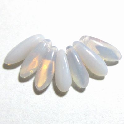 チェコビーズ * ダガー * 3×10mm * ミ