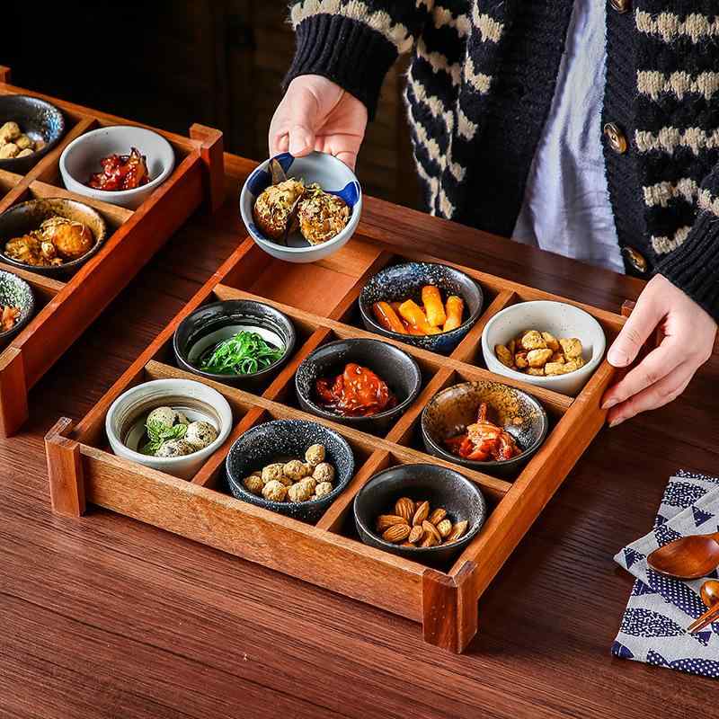 Rakuten - 仕切り皿 木製 無垢材 9マス 和風 レトロ ヴィンテージ トレイ 盛り付け ワンプレートランチ 寿司用 多用途 おもてなし カフェ風 ダイニング 食卓 セット