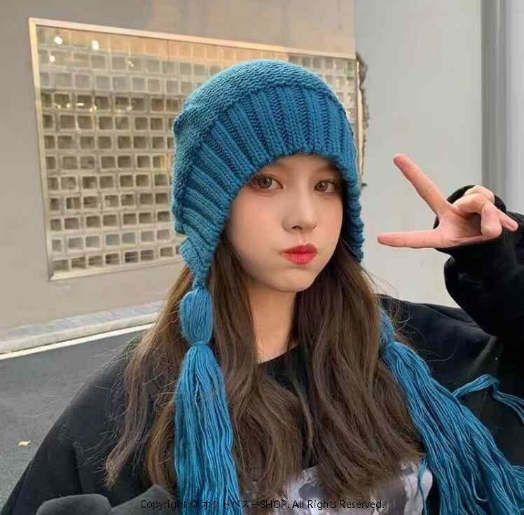帽子 ニット帽 レディース 秋冬 長い三つ編みフリンジ デザイン アクリル 防寒 耳あて付き 小顔効果 カジュアル デイリーユース 多色展開(x2)
