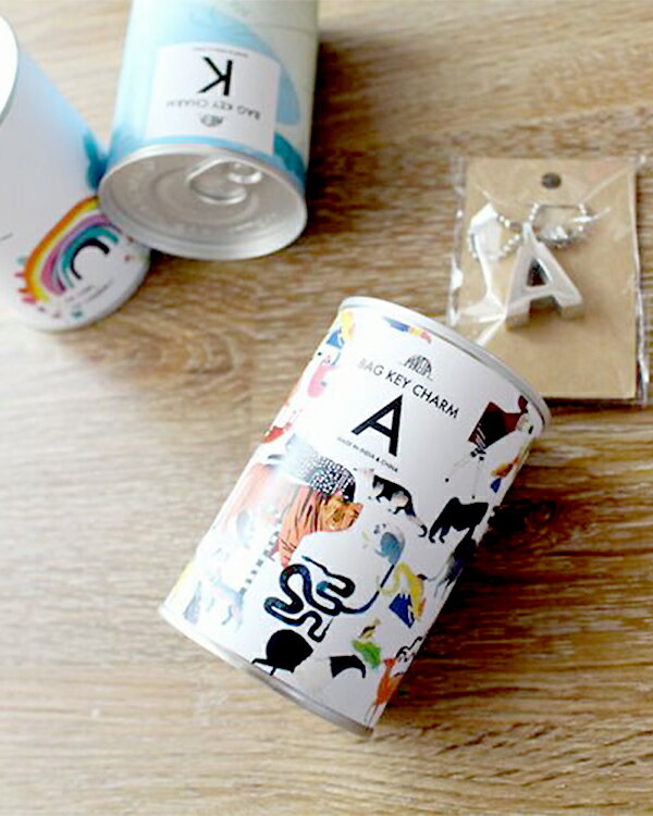 【クーポン有り】キーホルダー レディース キーホルダー イニシャル 大人 可愛い オシャレ バッグチャーム キーリング 英語 アルファベット バッグ カバン かばん 鞄 鍵プチ ギフト プレゼント 『アルファベット：Y』 [N7]