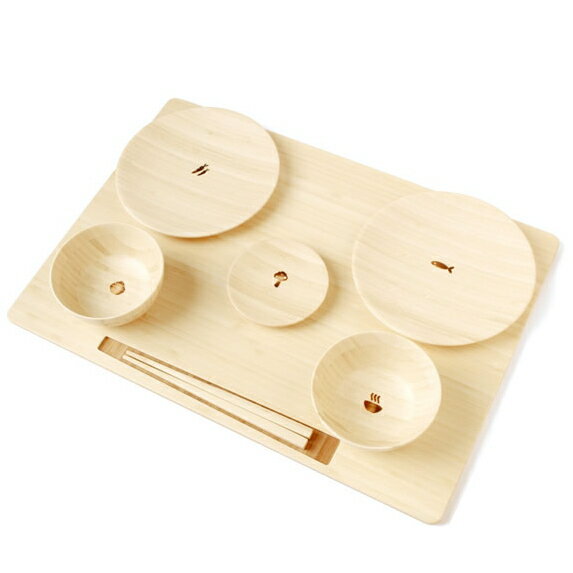 FUNFAM TAKUZENセット お食い初め 食器セット 【名入れ対応】 ファンファン /送料無料のサムネイル