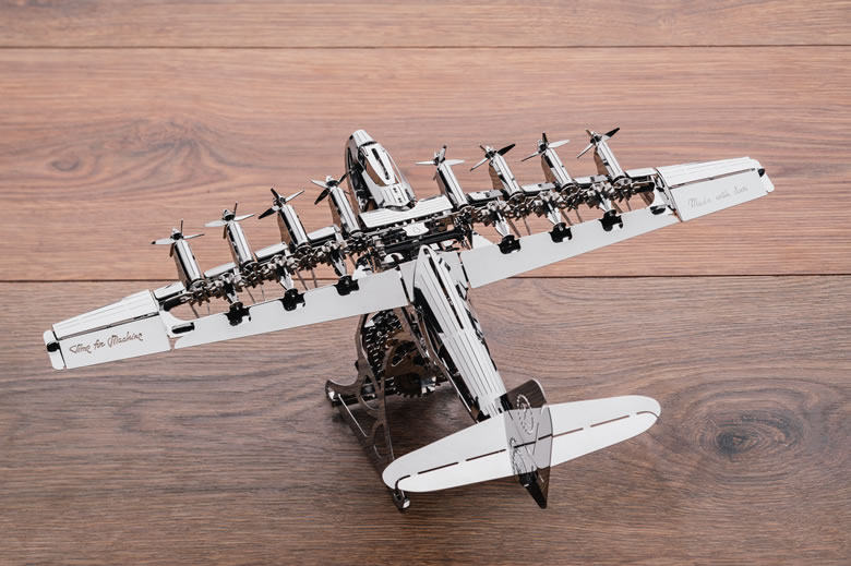 高質で安価 Time For Machine 超精巧なステンレス製の組み立てキット Heavenly Hercules ヘブンリーヘラクレス 飛行機 プラモデル 模型 フィギュア メタルパーツ スタイリッシュ メタル モデル ゼンマイ仕掛け インテリア プレゼント ギフト 今月限定