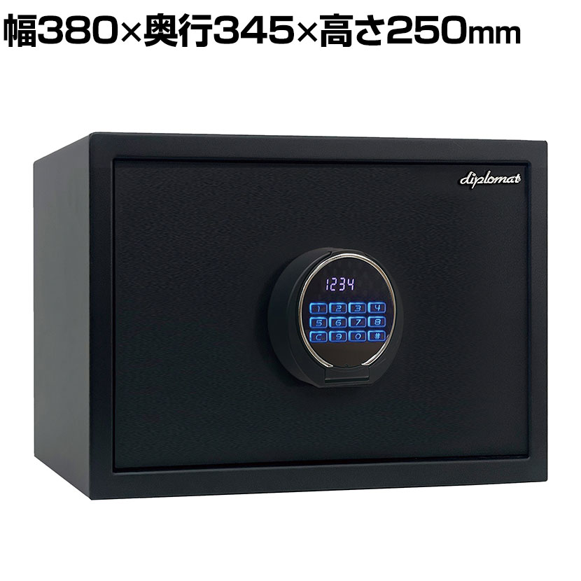 ディプロマット セキュリティセーフ P33 スタイリッシュ＆コンパクト パーソナル金庫 多機能テンキーロック A4サイズ対応 容量/質量：25L/11kg ・警報アラームによる防犯性能とコンパクトなデザインながらA4サイズの書類もすっきり収まる25Lの容量のセキュリティセーフ。・カンヌキはテンキー操作により自動的に開閉します。(カンヌキ直径:20mm)・底部はカーペット敷きです。 商品について メーカーディプロマット 品番・型番P33 サイズ(本体)外寸 / 幅380×奥行345×高さ250mm内寸 / 幅375×奥行284×高さ240mm サイズ(その他)正面扉厚さ / 4mm 重量11kg 容量25L 錠タイプテンキー式ロック暗証番号 / 4〜6桁まで 機能・特徴・暗証番号間違いロック機能　5回の暗証番号入力間違いで一定時間自動ロックします。・警報アラーム機能　傾きや衝撃を自動で検知し、警告音で周囲に異常を知らせます。・庫内を照らすLEDライト付き・A4サイズ対応・固定用穴付き(背面、底面) 梱包数1 梱包サイズ幅430×奥行385×高さ300mm 梱包重量12kg 保証について12ヶ月 備考付属品 / 棚板1枚、説明書、保証書、テスト用アルカリ乾電池4本、緊急解除キー2本、固定用ネジ、ワッシャー、ネジ用スリーブ 配送について お届け日について複数注文や出荷量の多い時期などはさらにお時間を頂戴する可能性がございます。納期詳細はお問い合わせください。 配送費用について配送費無料※北海道は別途送料5500円(税込)※沖縄・離島は別途送料お見積り 階上げについて軒先(玄関先)までの階段を使用しての搬入の場合は別途費用がかかります。 備考※こちらの商品は軒先渡し(玄関先へのお届け)となります。※軒先渡しの場合でも階段を使用しての搬入の場合は別途費用がかかります。(金庫等重量のある商品は搬入設置をお薦めいたします。搬入設置費は、別途お見積りとなります。) ご注意※砂利道や狭い道など台車が使用できない場合は、別途費用がかかります。※日曜祝日の配送は出来ません。また、お届け日の指定はできますが、時間指定はお受けできません。※お届け日時の変更は前日の12：00までにご連絡願います。12：00を過ぎますと変更が出来ないためキャンセル料が発生致します。なお、出荷元倉庫から出荷された時点で、キャンセルはお受けできません。
