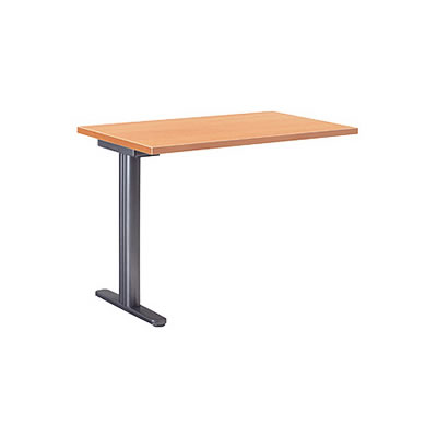 0[オプション]Garage(ガラージ)/fantoni GT/ファントーニ GT サイド天板 連結天板L型 幅600×奥行1000×高さ720mm / GA-GT-106L fantoni GTのデスクスペースを広げる連結天板です。デスクの左右どちらにも取り付けられます。一度組み立てた後でも、再度外して左右の位置を変更できます。奥行き710または800mmで、幅1400mm以上のデスクに取り付けることができます。※奥行き900mmのfantoni GTデスクには使用できません。※幅1200mm以下のfantoni GTデスクには使用できません 商品について サイズ(本体)幅600×奥行1000×高さ720mm サイズ(その他)天板厚さ / 28mm 重量22kg 耐荷重[最大積載質量(等分布)]80kg 材質脚/スチール製 天板合成樹脂化粧パーティクルボード(メラミン) 対応商品奥行710または800mmで、幅1400mm以上のデスクに取り付けることができます。※奥行900mmのfantoni GTデスクには使用できません。※幅1200mm以下のfantoni GTデスクには使用できません。 組み立てお客様組立 備考一度組み立てた後でも、再度外して左右の位置を変更できます。 ご注意既存品への追加設置をご希望の場合は別途費用が発生いたします。 配送について お届け日についてお届け日(日曜祝日以外)のご希望を承ります。一部地域によってはお届け日のご希望を承れない場合がございますのでご了承ください。「組立設置有償サービス」をご利用の場合、土日祝日配送は見積対応になります。複数注文や出荷量の多い時期などはさらにお時間を頂戴する可能性がございます。納期詳細はお問い合わせください。 配送費用について配送費無料※沖縄・離島は別途送料お見積り。 時間指定について「組立設置有償サービス」をご利用の場合、お時間のご指定は出来ません。(平日9時〜18時の配送となります。) 配送地域について「組立設置有償サービス」をご利用の場合、配送日(曜日)のご指定は一部地域ではお受け出来ません。一部配送できない地域がございます。詳しくはこちらをご確認ください。 階上げについてこちらの商品は軒先渡し(玄関先へのお届け)となります。「組立設置有償サービス」をご利用の場合、階段での荷上げは別途費用が発生いたします。(1階でのお渡しの場合は送料無料) 組立・設置付きについて「組立設置有償サービス」をご利用の場合は、組立設置付きでのお届けとなります。(※一部地域ではご利用いただけません。詳しくはお問い合わせください。) ご注意「お届け日のご連絡」メール以後の納期変更・再配送には変更手数料として売価(税込)の10%頂戴致します。