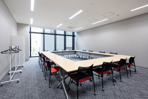 【期間限定特価!!4/26(日)迄】アイリスチトセ FT89Z-1860T フォールディングテーブル 棚付 W1800×D600×H720mm 選べる天板カラー全2色 カバンフック付 アジャスター機能付キャスター付(ストッパー2ヶ所付) お客様組立 [3]